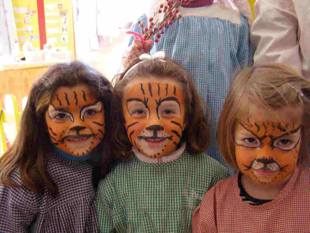 2007-kindergarten-Portugal-for-youngest-daughter_carnival.