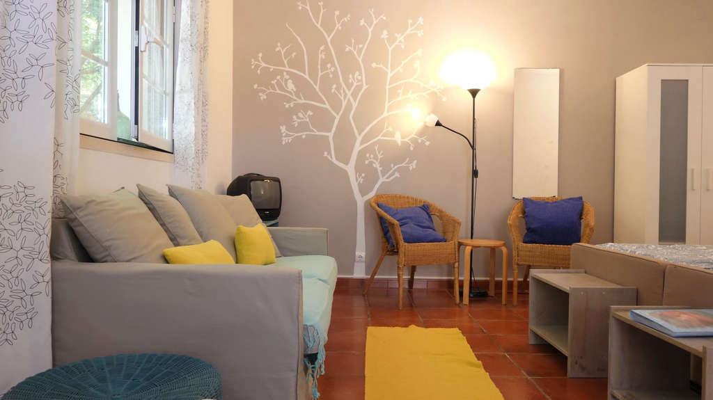 vacation accommodation portugal Canto_Quinta das Cantigas_sofa corner